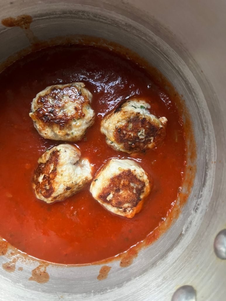 turkey meatballs in pasta sauce