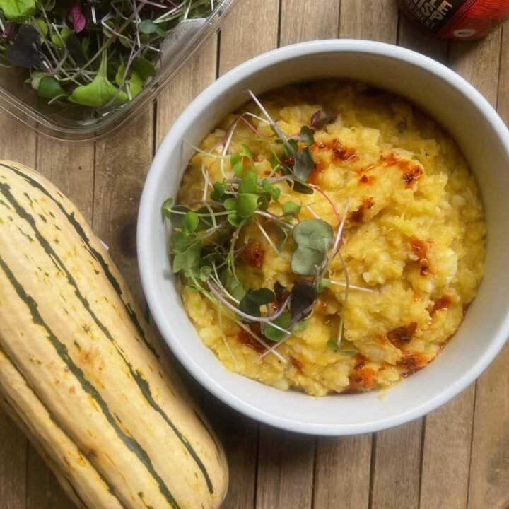 this is a photo of delicata squash mashed pottoes