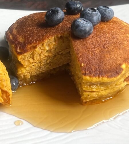 Pumpkin Oat Pancakes