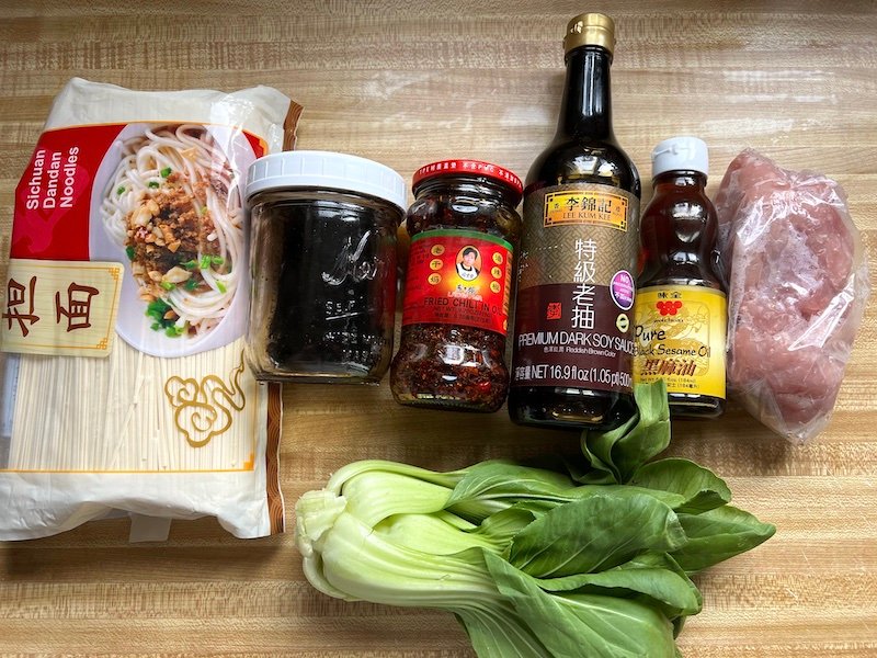 these are the ingredients needed to make pork dandan noodles