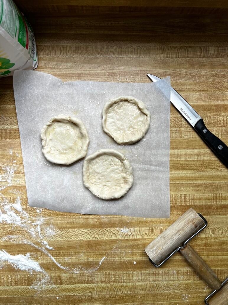 sopes shaped