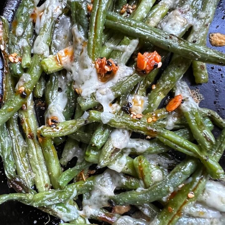 this is a cast iron skillet of parmesan green beans