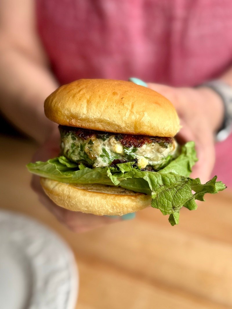 this is a juicy chicken burger that is 3 Weight Watchers points