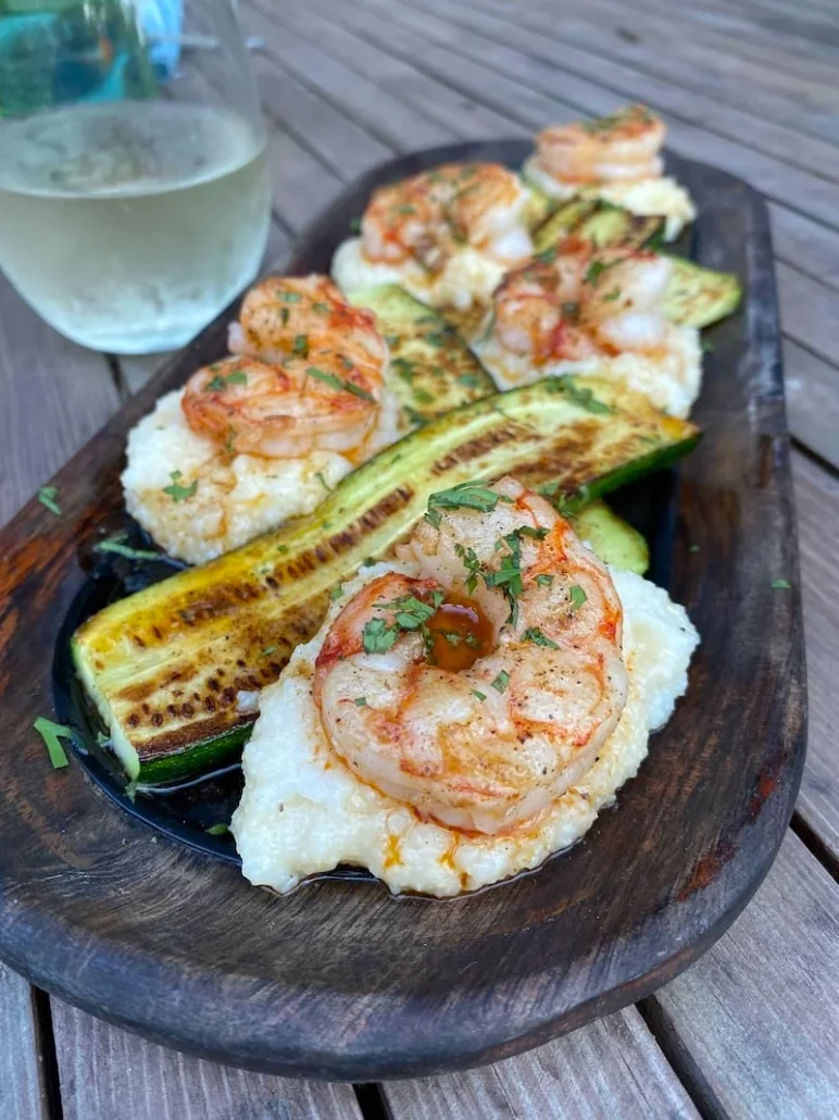 this is a plate of weight watchers shrimp and grits